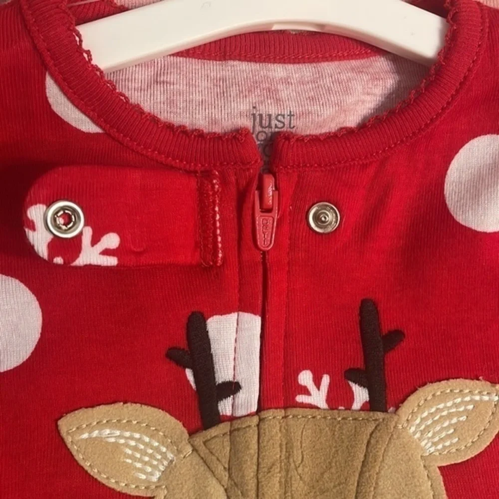 Carter’s pajama set reindeer girls footed long sleeve red pink Santa pjs NWT 18M